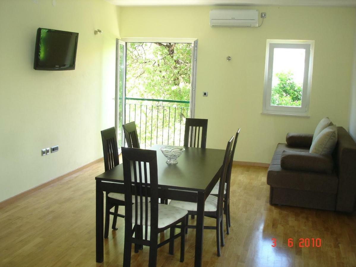 Apartmani Ante تروغير المظهر الخارجي الصورة